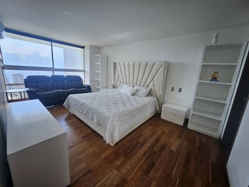 Apartamento en arriendo en El Tesoro, Medellín · foto 10 de 17