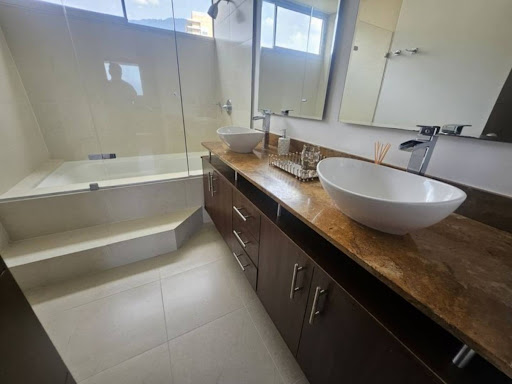 Apartamento en arriendo en El Tesoro, Medellín · foto 13 de 17