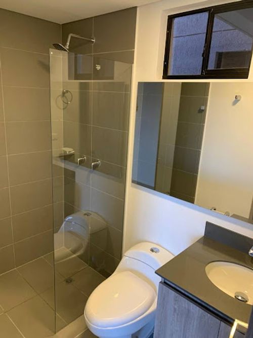 Apartamento de 2 alcobas en venta en Barro Blanco, Rionegro, 90 m² · foto 12 de 16
