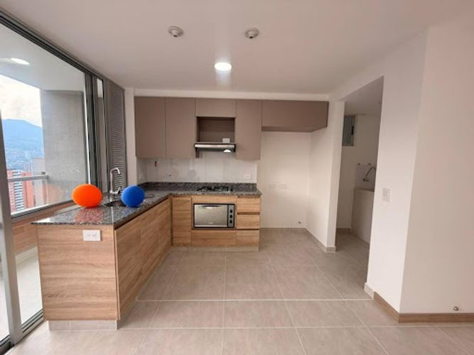 Apartamento de 2 alcobas en arriendo en La Doctora, Sabaneta, 75 m² · foto 5 de 23