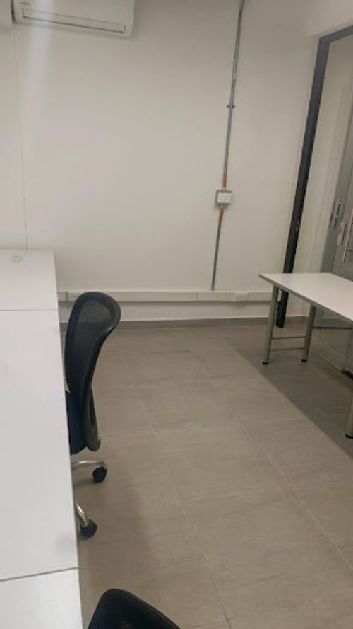 Local en arriendo en Ciudad Del Río, Medellín, 18 m² · foto 4 de 12