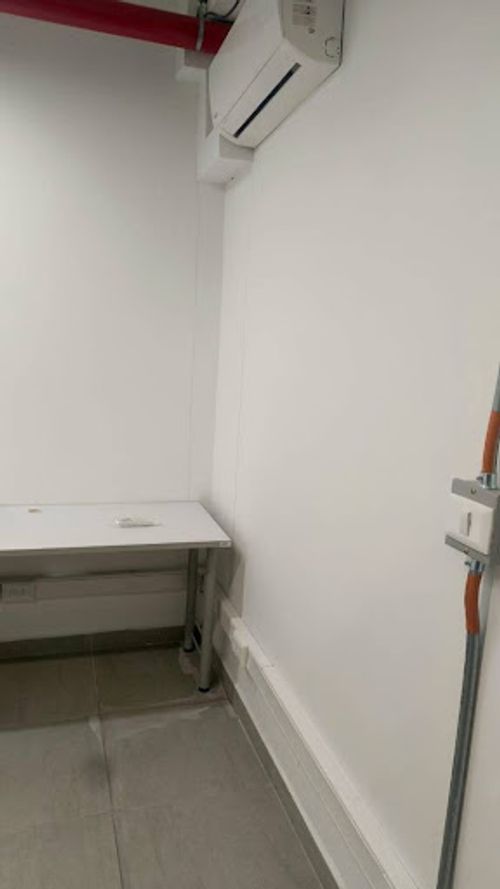 Local en arriendo en Ciudad Del Río, Medellín, 18 m² · foto 7 de 12