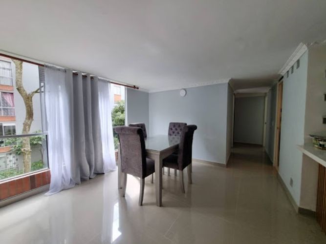 Apartamento de 3 alcobas en venta en El Trapiche, Bello, 64 m² · foto 3 de 15