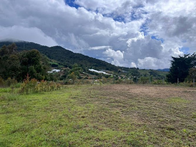 Lote en venta en El Carmen De Viboral, El Carmen de Viboral, 1500 m² · foto 2 de 5