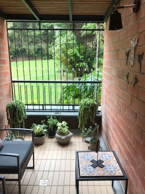 Apartamento de 2 alcobas en venta en Santa Elena, El Retiro, 77 m² · foto 2 de 7