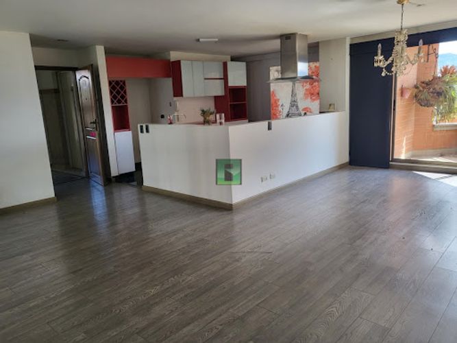 Apartamento de 3 alcobas en arriendo en Castropol, Medellín, 145 m² · foto 7 de 22