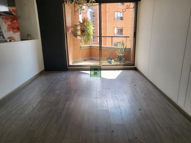 Apartamento de 3 alcobas en arriendo en Castropol, Medellín, 145 m² · foto 8 de 22
