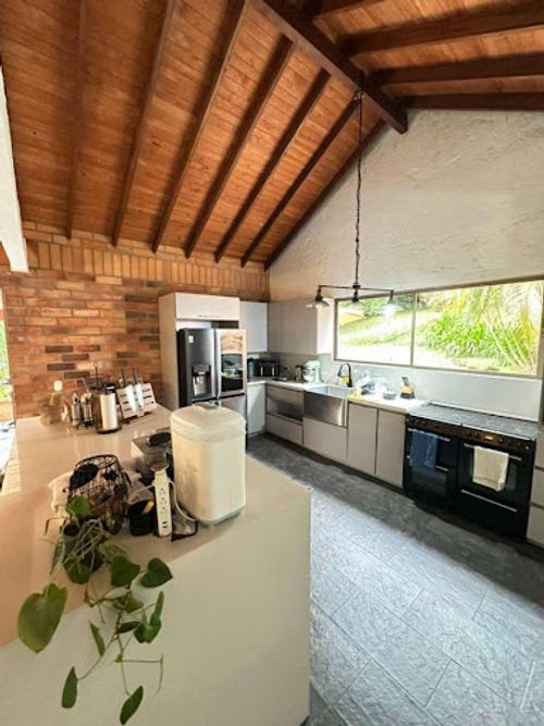 Casa de 3 alcobas en venta en El Retiro, 270 m² · foto 8 de 24