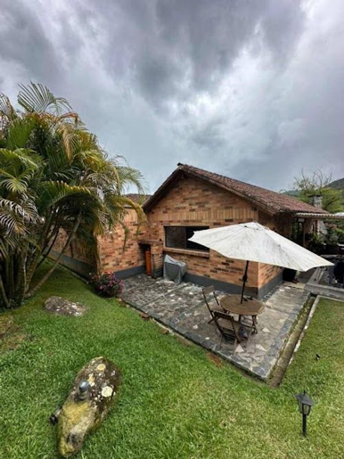 Casa de 3 alcobas en venta en El Retiro, 270 m² · foto 19 de 24