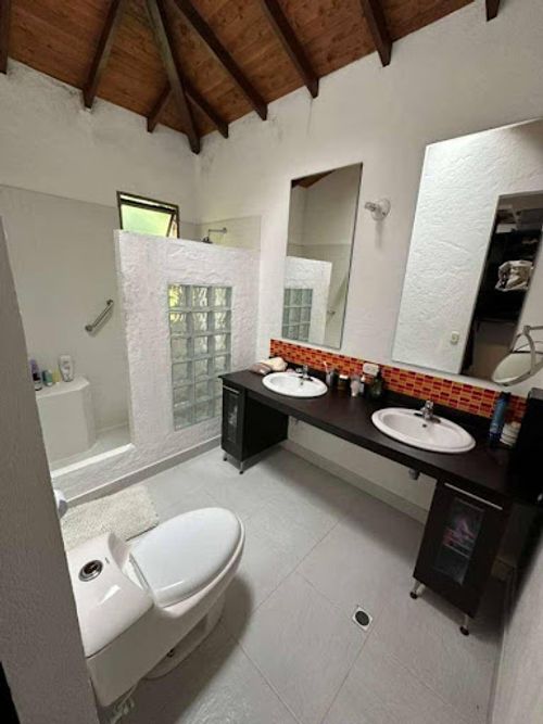 Casa de 3 alcobas en venta en El Retiro, 270 m² · foto 24 de 24