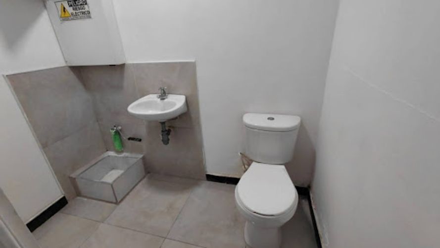 Local en arriendo en Los Naranjos, Itagüí, 95 m² · foto 5 de 9