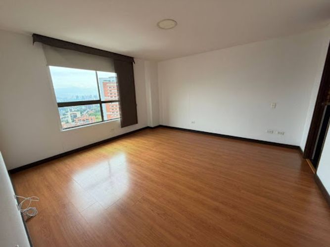 Apartamento de 3 alcobas en arriendo en Santa Maria De Los Angeles, Medellín, 170 m² · foto 7 de 17