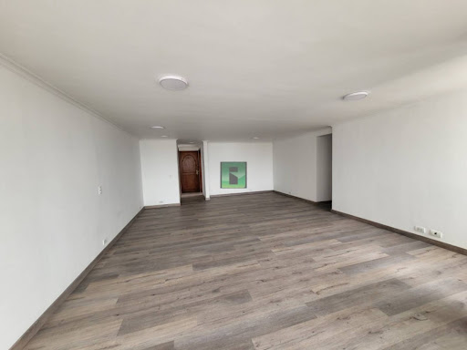 Apartamento en arriendo en Castropol, Medellín · foto 16 de 24