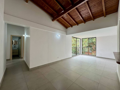 Apartamento en venta en Loma De Las Brujas, Envigado · foto 2 de 24