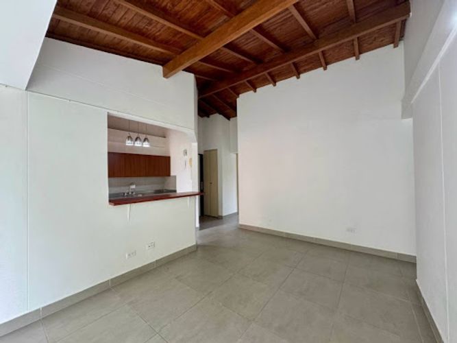Apartamento en venta en Loma De Las Brujas, Envigado · foto 4 de 24