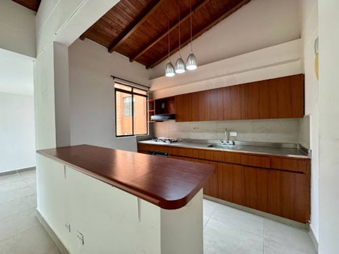 Apartamento en venta en Loma De Las Brujas, Envigado · foto 6 de 24
