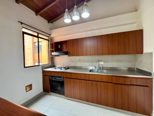 Apartamento en venta en Loma De Las Brujas, Envigado · foto 7 de 24