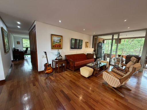 Apartamento en arriendo en El Poblado, Medellín · foto 7 de 15