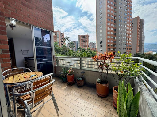 Apartamento en venta en Los Balsos, Medellín 2