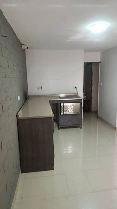 Local en arriendo en Suramericana, Medellín, 36 m² · foto 3 de 11