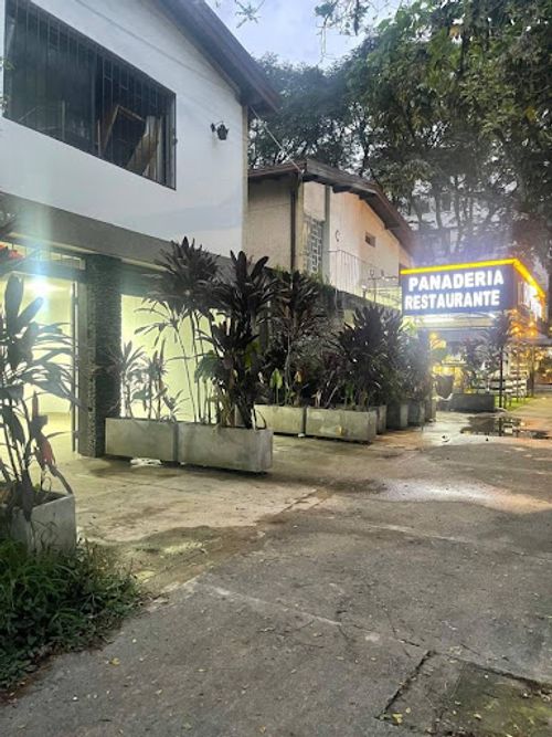 Local en arriendo en Suramericana, Medellín, 27 m² · foto 6 de 7