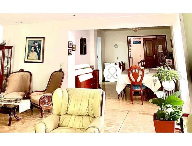 Casa de 4 alcobas en venta en Alejandría, Medellín, 342 m² · foto 7 de 24