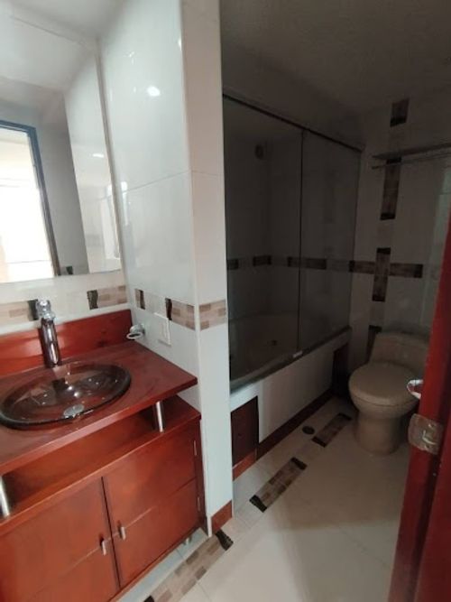 Casa de 5 alcobas en venta en Ciudad Salitre, Bogotá, 130 m² · foto 23 de 24