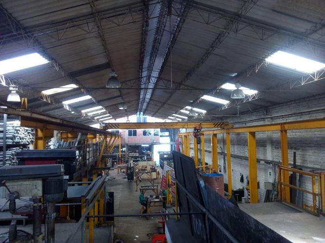 Bodega en venta en Camparola, Itagüí, 1364 m² · foto 4 de 5