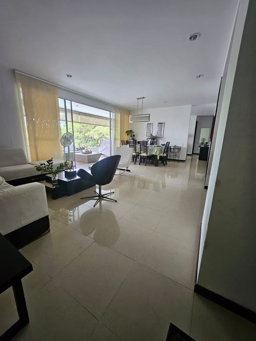 Apartamento de 3 alcobas en venta en Ciudad Jardin, Cali, 191 m² · foto 5 de 10