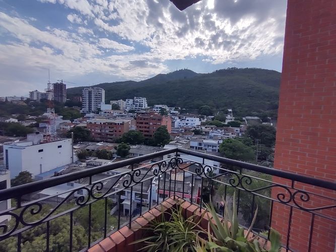 Apartamento en venta en Santa Monica, Cali · foto 6 de 8