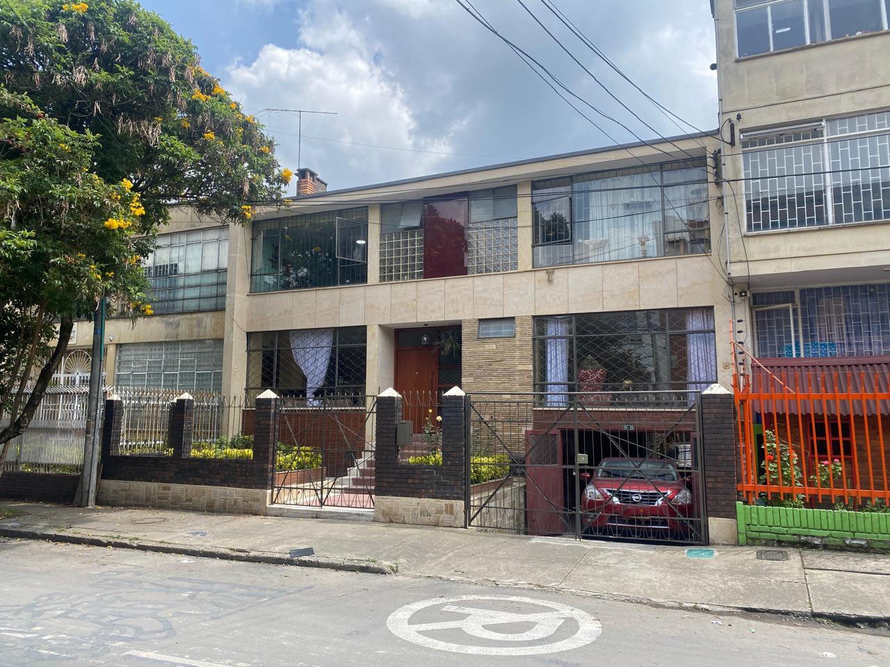 Casa en venta en La Soledad, Bogotá · foto 5 de 24
