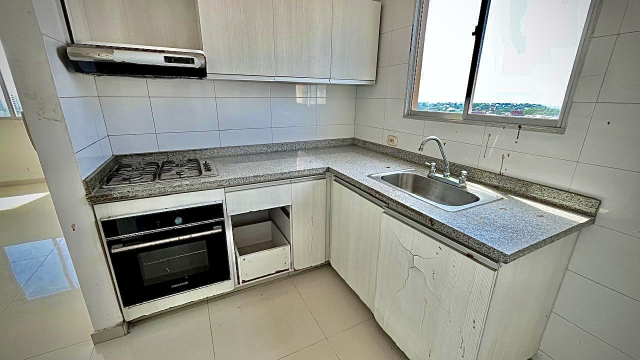 Apartamento en venta en Ciudad Jardin, Barranquilla · foto 2 de 24