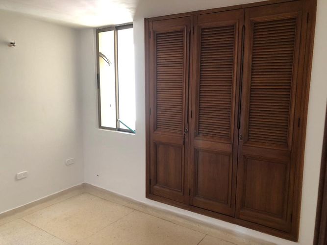 Apartamento de 3 alcobas en venta en Santa Monica, Barranquilla, 121 m² · foto 5 de 9