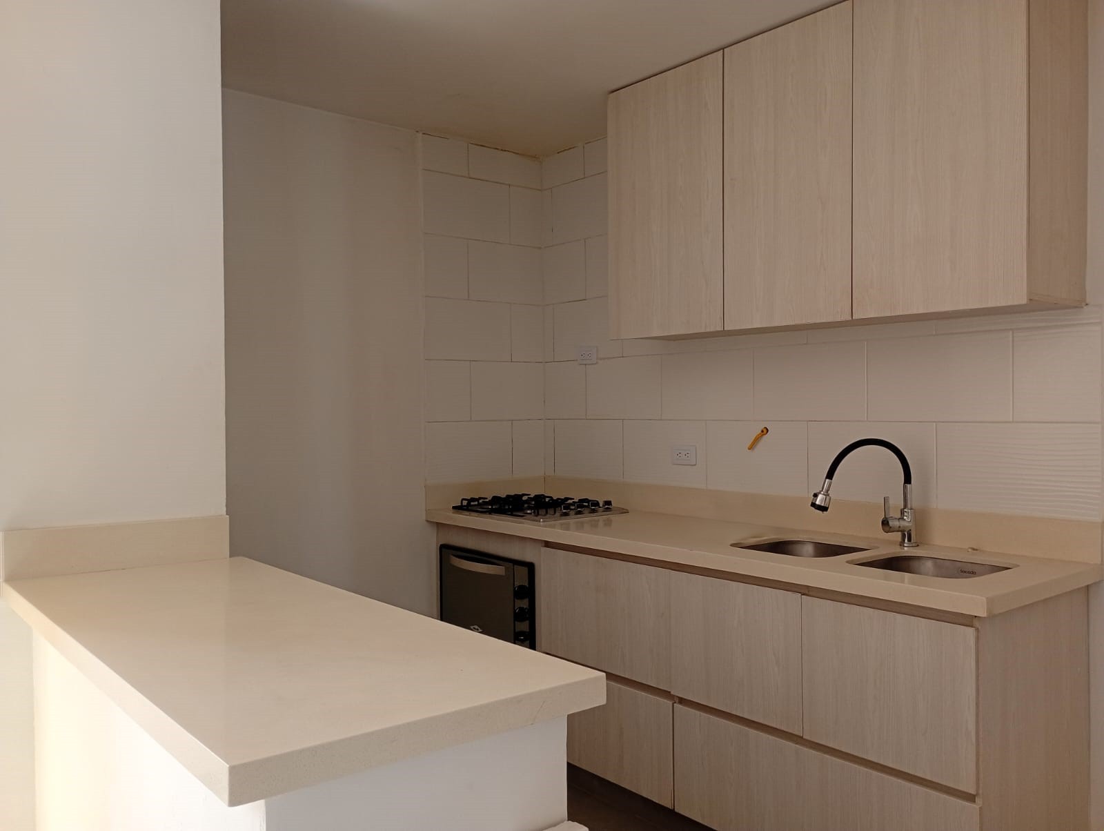 Apartamento en arriendo en Laureles, Medellín · foto 4 de 18