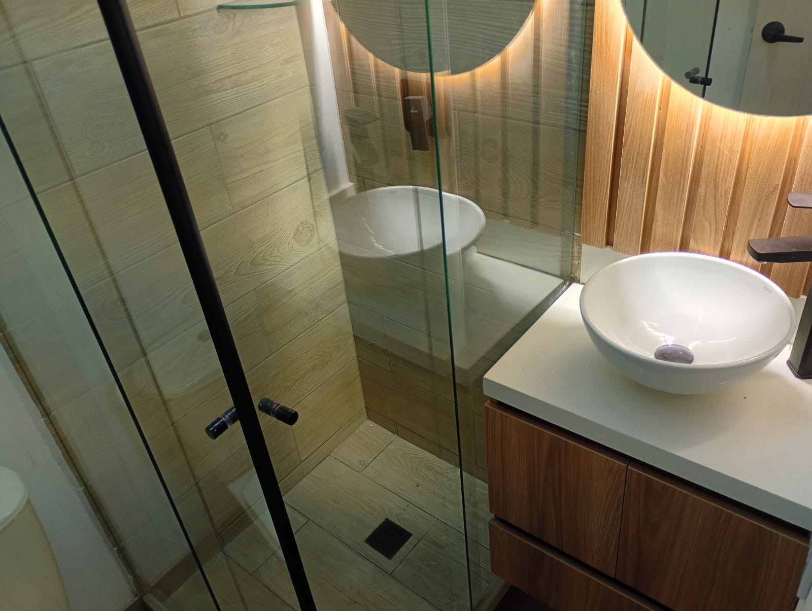 Apartamento en arriendo en Laureles, Medellín · foto 9 de 18