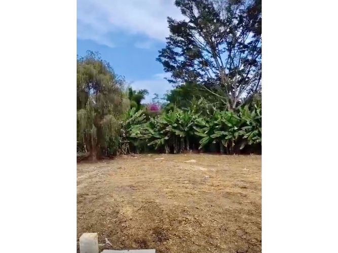 Lote en venta en Llano Grande, Rionegro, 280 m² · foto 4 de 5