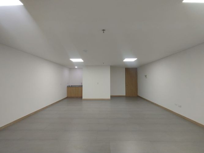 Oficina en arriendo en Los Alpes, Pereira, 54 m² · foto 5 de 11