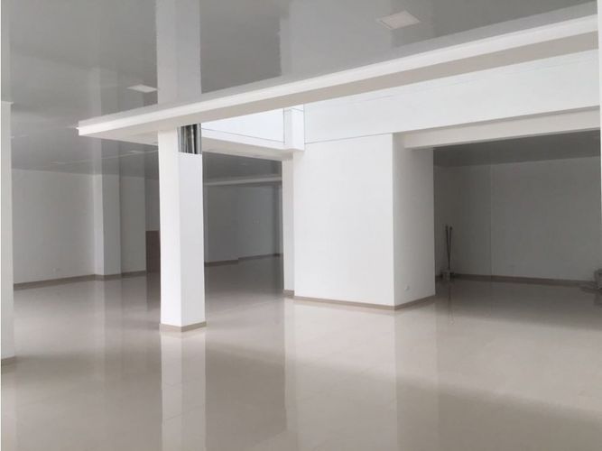 Local en venta en Avenida Santander, Manizales, 270 m² · foto 2 de 14