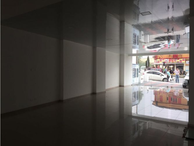 Local en venta en Avenida Santander, Manizales, 270 m² · foto 4 de 14