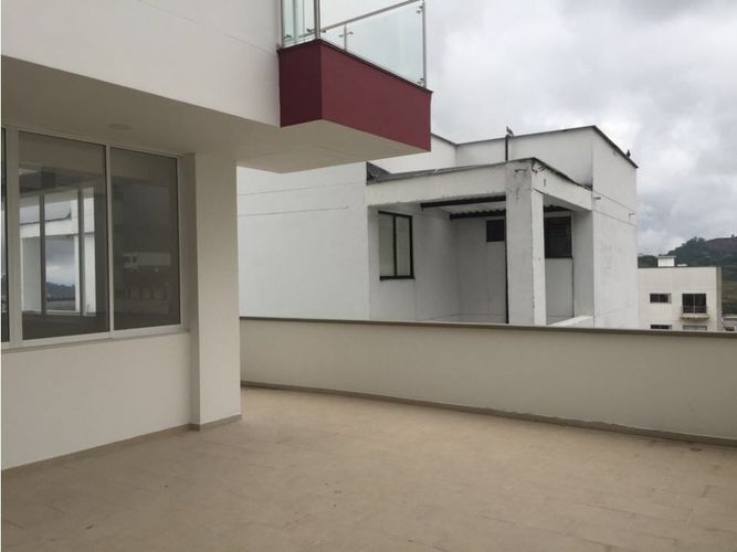 Local en venta en Avenida Santander, Manizales, 270 m² · foto 10 de 14
