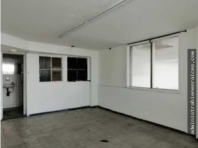 Edificio en venta en El Centro, Manizales, 1380 m² · foto 5 de 13