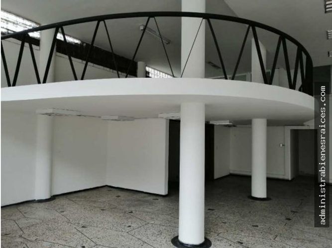 Edificio en venta en El Centro, Manizales, 1380 m² · foto 7 de 13