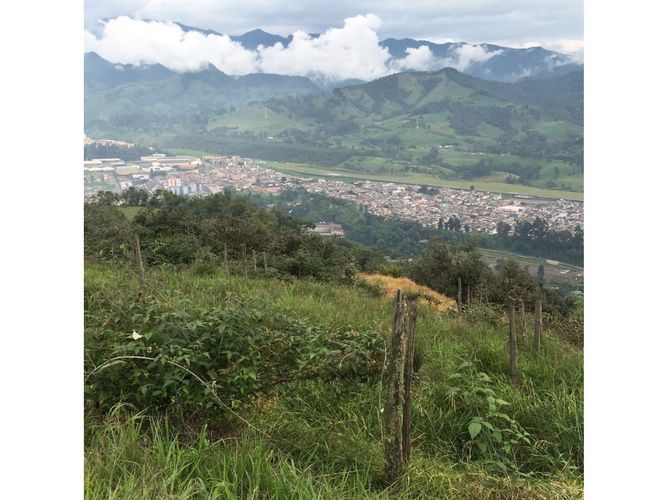 Lote en venta en San Marcel, Manizales · foto 4 de 24