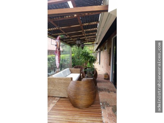 Casa en venta en Cerros De Alhambra, Manizales · foto 2 de 24