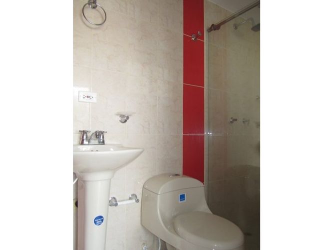 Edificio en venta en La Francia, Manizales, 382 m² · foto 11 de 24