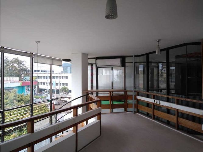 Local en venta en Avenida Santander, Manizales, 70 m² · foto 2 de 14