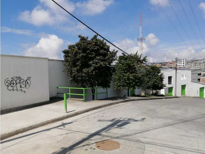 Lote en venta en Versalles, Manizales, 32692 m² · foto 5 de 16