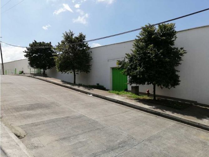 Lote en venta en Versalles, Manizales, 32692 m² · foto 10 de 16