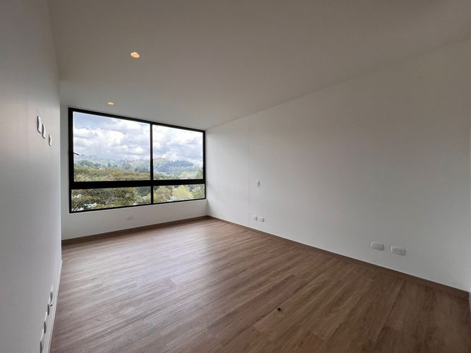 Apartamento de 2 alcobas en arriendo en La Convencion, Rionegro, 106 m² · foto 9 de 15