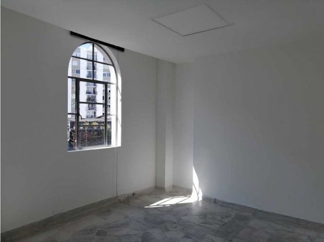 Consultorio en venta en Versalles, Manizales, 51 m² · foto 3 de 15